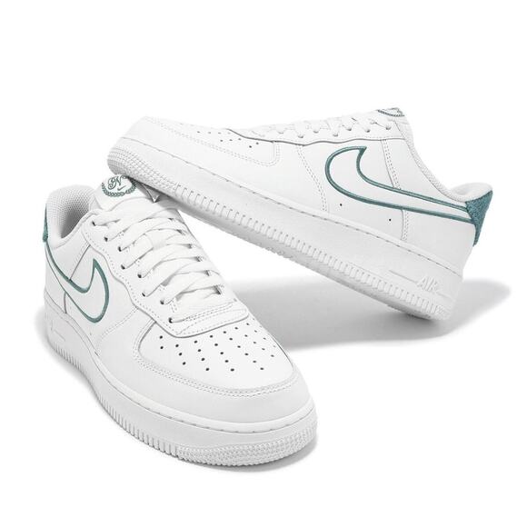 Nike Air Force One LV8 "Resort and Sports Edition " New Box Womans 7.5/ 6y - Picture 8 of 10